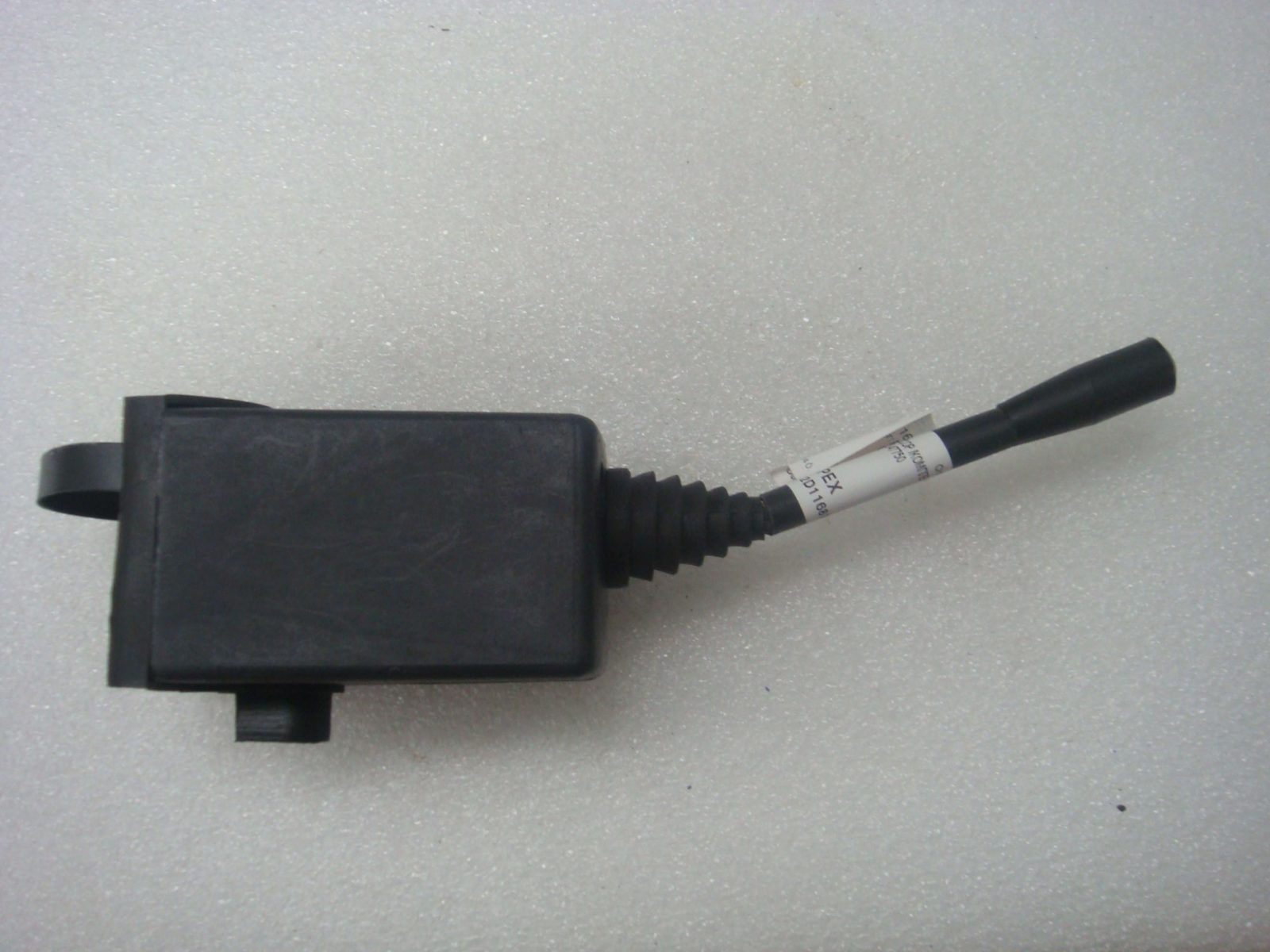 2D11681_M.pic2_-scaled-1.jpg