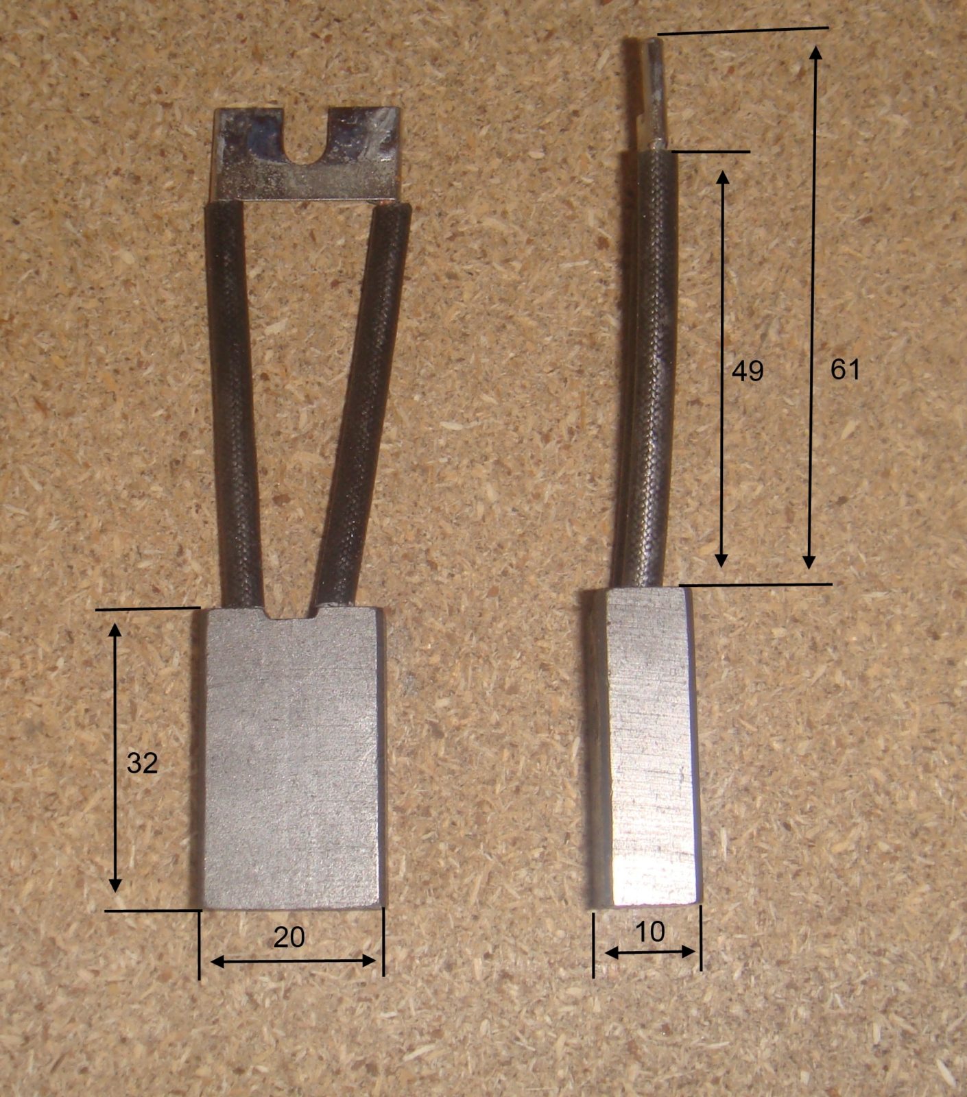 2D20139.info_-1.jpg