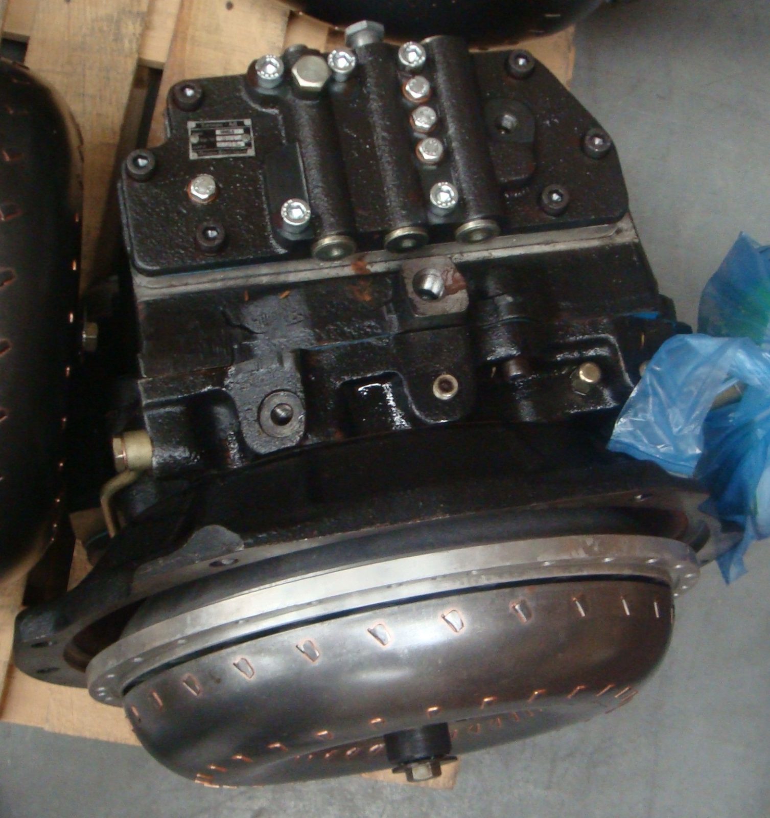 2E12312.pic2_-1.jpg