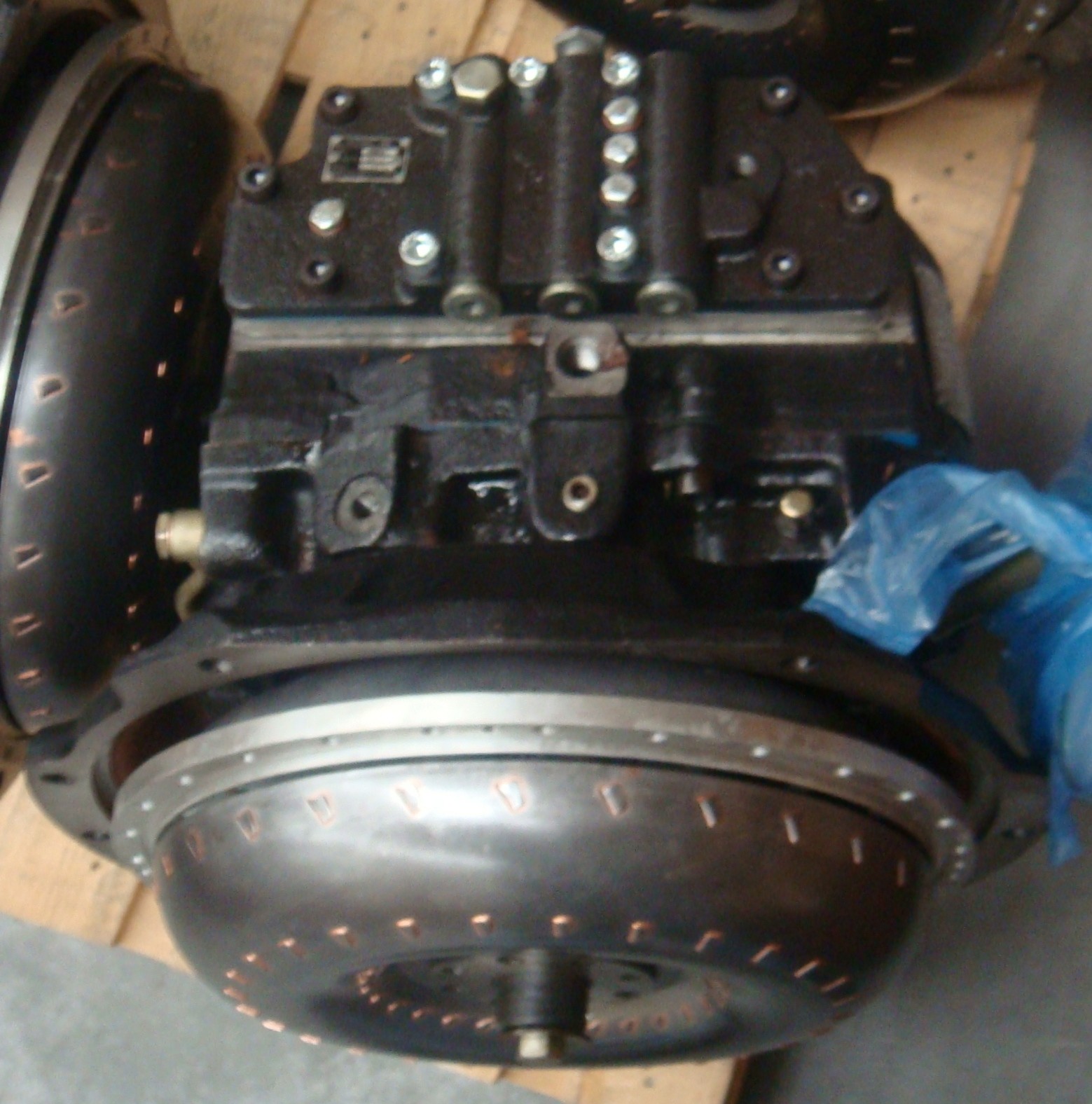 2E12312.pic5_.jpg