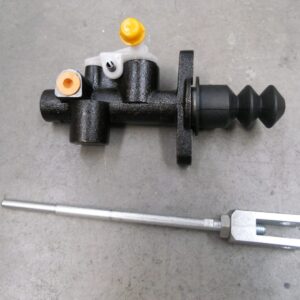 Главный цилиндр сцепления 31410-23320-71 для погрузчика Toyota 02-7FD10
