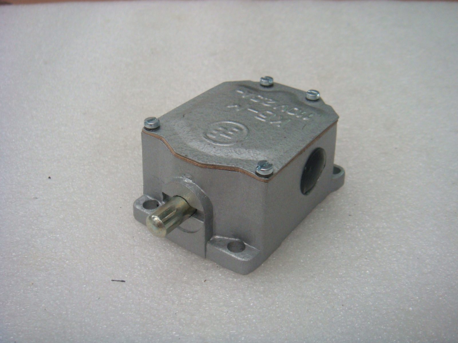 2G20335.pic2_-scaled-1.jpg