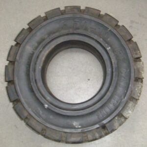 Шина суперэластичная 6.50-10 / 5.00F STD EXCALIBUR GLOBAL